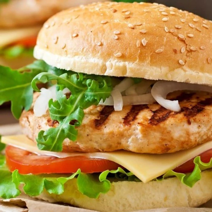 Chi̇kken Burgers