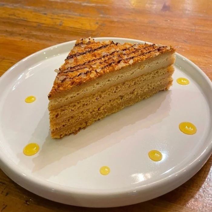 Marlenka (ballı Cevizli Pasta)