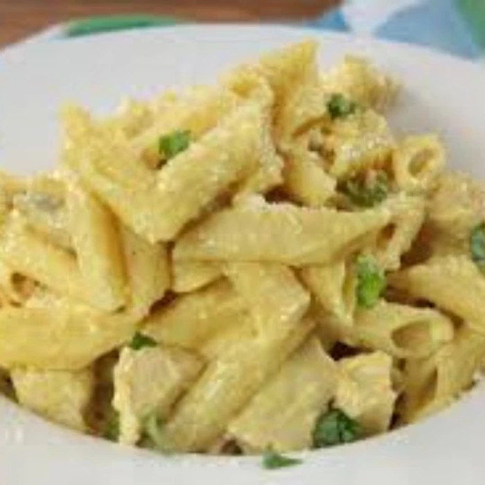 Köri̇ Soslu Penne