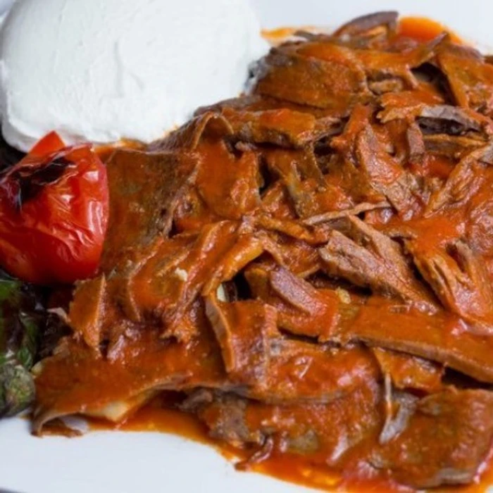 1 Porsiyon Et İskender