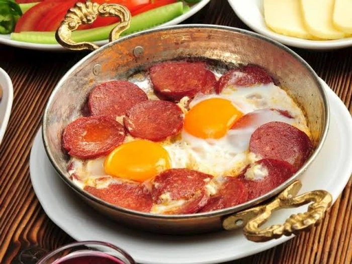 Eggs With Sucuk