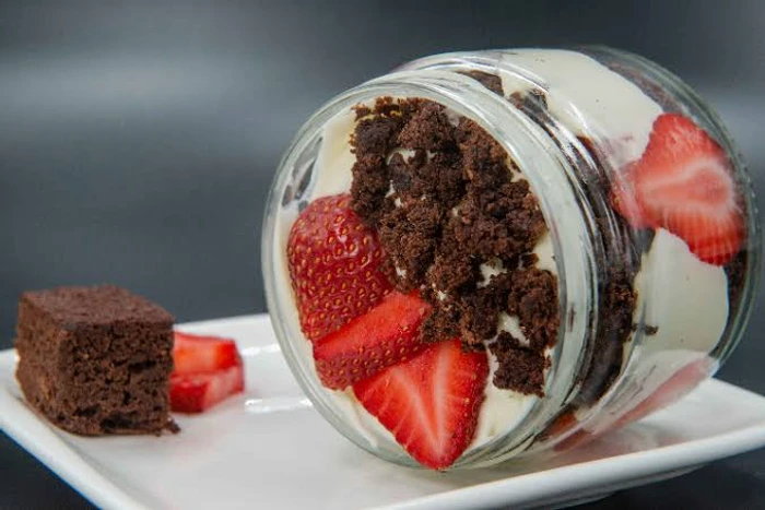 Browni̇