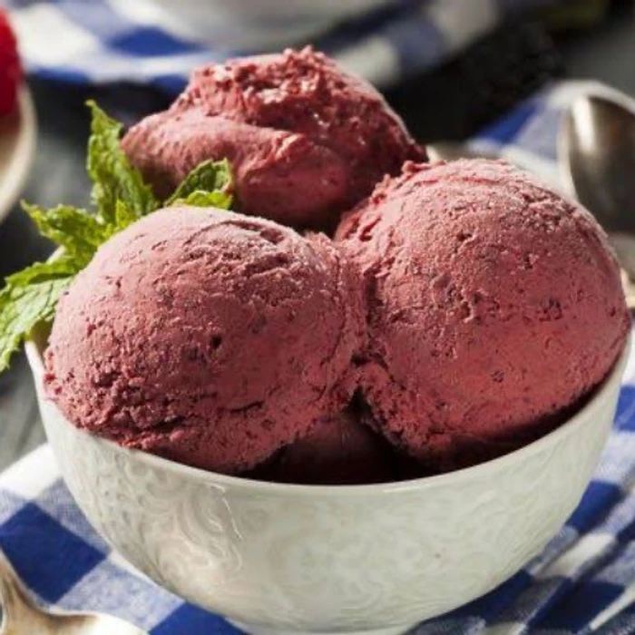 Ice Creams (3 Scoops)