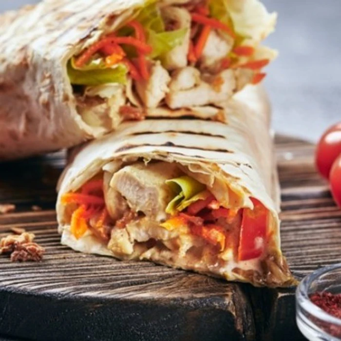 Chi̇cken Wrap