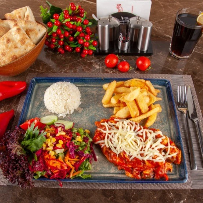 Meksi̇ka Soslu Tavuk