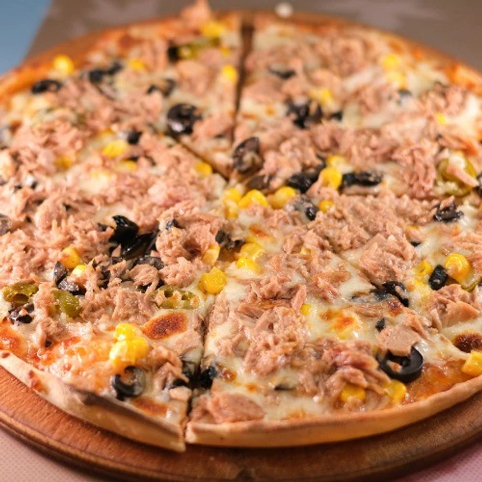 Ton Balikli Pi̇zza