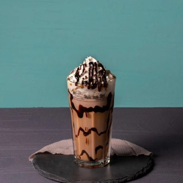 Çi̇kolatali Mi̇lkshake