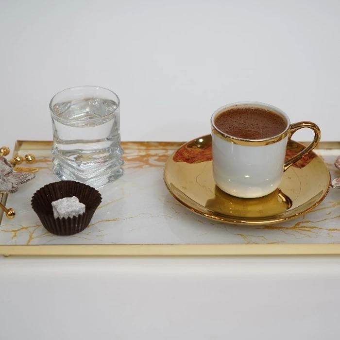 Damla Sakizli Türk Kahvesi̇