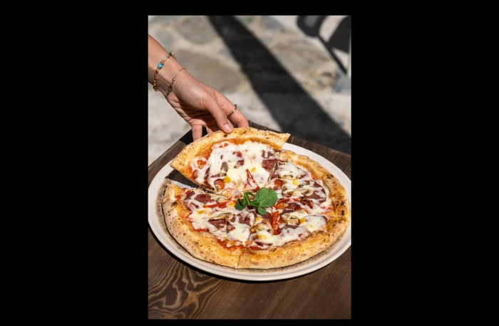 Tuna Pizza