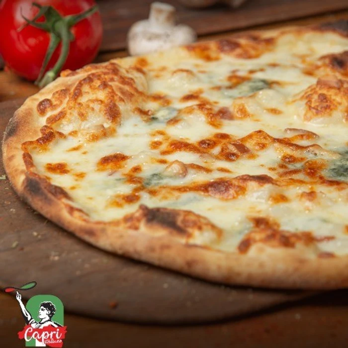 Quattro Formaggi Pizza