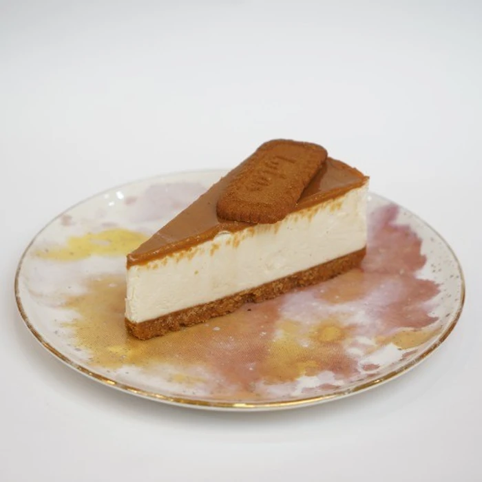 Karamelli̇ Cheesecake