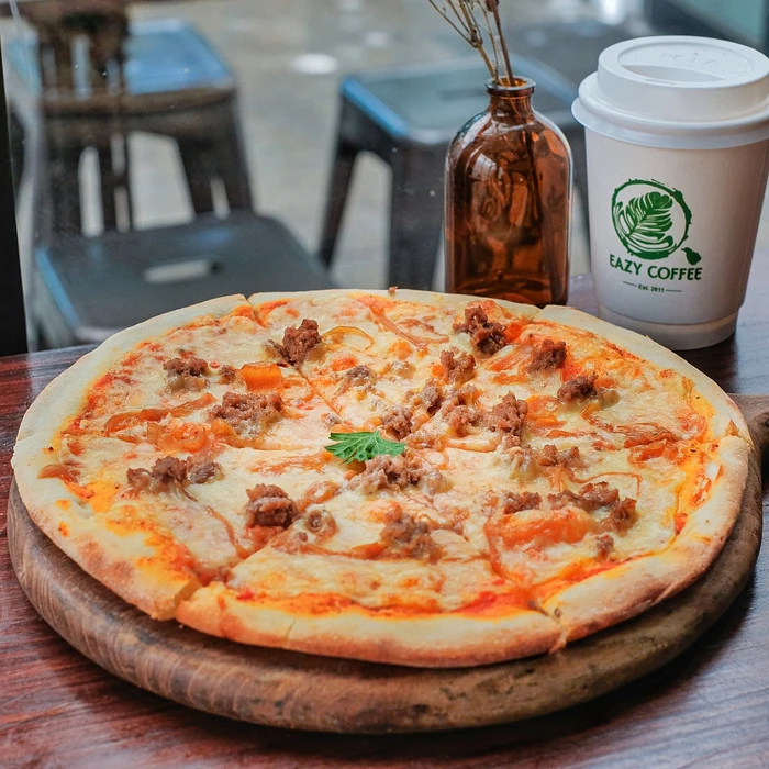 Italian Sausage & Onions Pizza